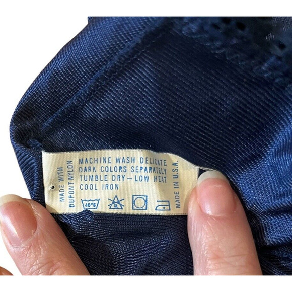 Vintage Vanity Fair Cami 34 and Slip Navy Blue Set Made in USA Lacy - Picture 7 of 7